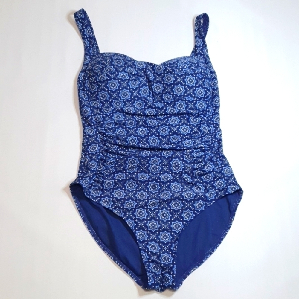 NIPTUCK SWIM Multi-Fit Cup One Piece Swimsuit - Picture 1 of 6